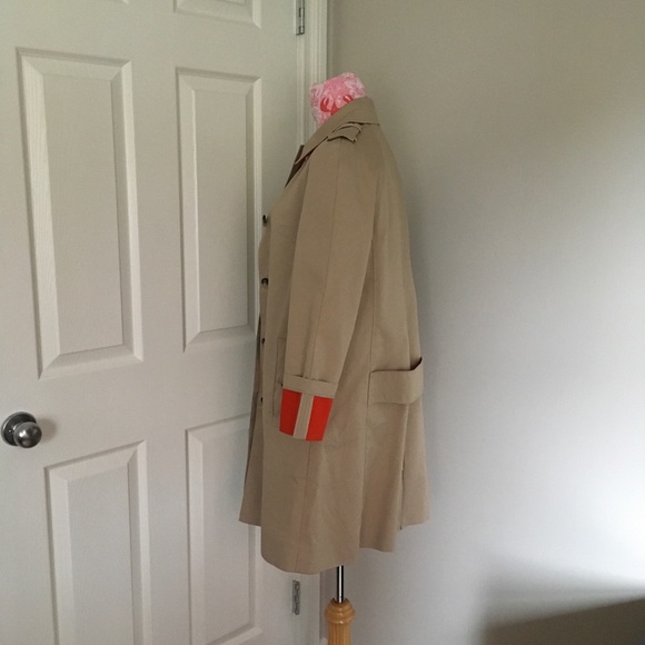 Brand new beige Club Monaco Women’s Trench with contrast lining, Size XS - Picture 1 of 6